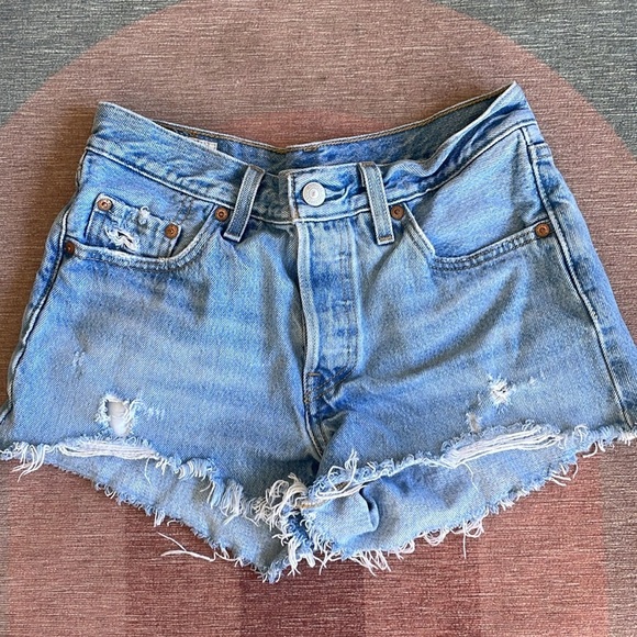 Levi's 501 Premium Denim Cotton Buttonfly Jean Shorts - Picture 5 of 13